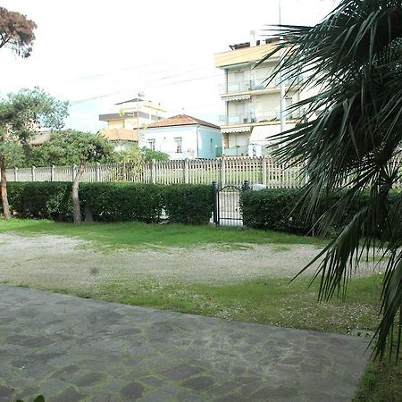 Villa Linda Affittacamere Bellaria-Igea Marina Zewnętrze zdjęcie